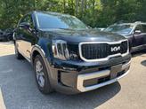 Photo of 2023 Ebony Black Kia Telluride