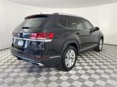 Thumbnail of 2021 Deep Black Pearl Effect Volkswagen Atlas