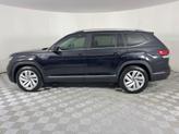 Thumbnail of 2021 Deep Black Pearl Effect Volkswagen Atlas