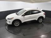 Thumbnail of 2022 OXFORD WHITE Ford Escape
