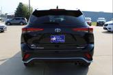 Thumbnail of 2022 Midnight Black Metallic Toyota Highlander
