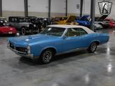 Thumbnail of 1967 Blue and White Pontiac GTO