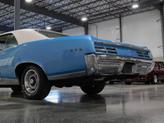 Thumbnail of 1967 Blue and White Pontiac GTO