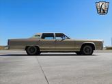 Thumbnail of 1978 Beige Lincoln Town Car
