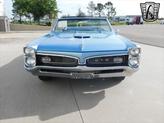 Thumbnail of 1967 Blue Pontiac GTO