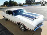 Thumbnail of 1970 White /Black Stripes Oldsmobile 442