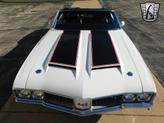 Thumbnail of 1970 White /Black Stripes Oldsmobile 442