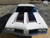 Thumbnail of 1970 White /Black Stripes Oldsmobile 442