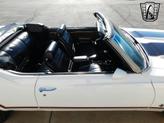 Thumbnail of 1970 White /Black Stripes Oldsmobile 442