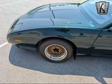 Thumbnail of 1992 Green Pontiac Firebird