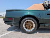Thumbnail of 1992 Green Pontiac Firebird