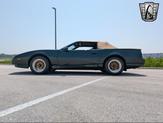 Thumbnail of 1992 Green Pontiac Firebird