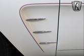 Thumbnail of 1962 White Pontiac Tempest
