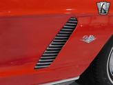 Thumbnail of 1962 Red Chevrolet Corvette