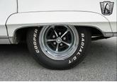 Thumbnail of 1968 White Chrysler 300