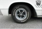 Thumbnail of 1968 White Chrysler 300