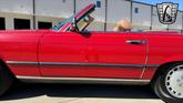 Thumbnail of 1986 Red Mercedes-Benz 560SL