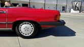 Thumbnail of 1986 Red Mercedes-Benz 560SL