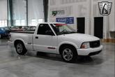 Thumbnail of 2003 White GMC Sonoma