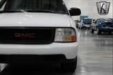 Thumbnail of 2003 White GMC Sonoma