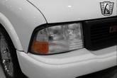 Thumbnail of 2003 White GMC Sonoma