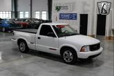 Thumbnail of 2003 White GMC Sonoma