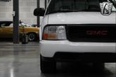 Thumbnail of 2003 White GMC Sonoma