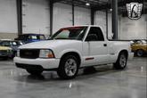 Thumbnail of 2003 White GMC Sonoma