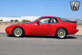 Thumbnail of 1985 Red Porsche 944