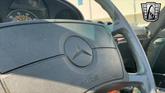 Thumbnail of 1987 Red Mercedes-Benz 560SL