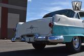 Thumbnail of 1955 Blue Pontiac Chieftain