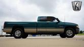 Thumbnail of 1998 Emerald Green Pearl Coat Dodge Ram 2500