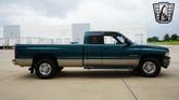 Thumbnail of 1998 Emerald Green Pearl Coat Dodge Ram 2500