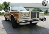 Thumbnail of 1981 Beige Chrysler LeBaron