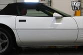 Thumbnail of 1992 White Chevrolet Corvette