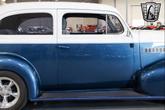 Thumbnail of 1939 Blue/White Chevrolet Master 85