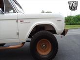 Thumbnail of 1977 White Ford Bronco