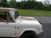 Thumbnail of 1977 White Ford Bronco