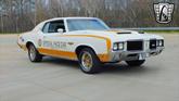 Thumbnail of 1972 White Oldsmobile Cutlass