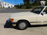 Thumbnail of 1987 Tan Mercedes-Benz 560SL