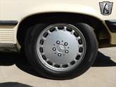Thumbnail of 1987 Tan Mercedes-Benz 560SL