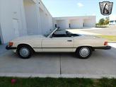 Thumbnail of 1987 Tan Mercedes-Benz 560SL