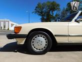 Thumbnail of 1987 Tan Mercedes-Benz 560SL