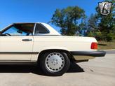 Thumbnail of 1987 Tan Mercedes-Benz 560SL