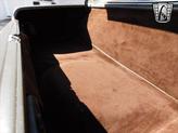 Thumbnail of 1987 Tan Mercedes-Benz 560SL