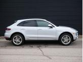 Thumbnail of 2018 Rhodium Silver Metallic Porsche Macan