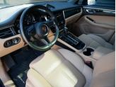 Photo of 2022 Blue Porsche Macan