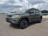 Photo of 2019 Olive Green Pearlcoat Jeep Compass