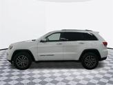 Thumbnail of 2019 Bright White Clearcoat Jeep Grand Cherokee