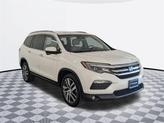 Thumbnail of 2017 White Diamond Pearl Honda Pilot